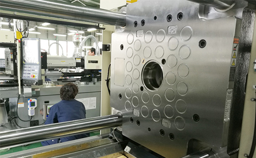 磁力模板_注塑機快速換模系統