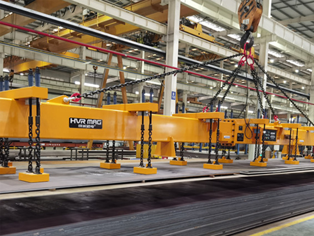 鋼板切割上料裝置,8噸電永磁鐵聯合吊運