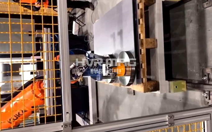 電永磁吸盤在自動化打托碼垛領域的應用_磁力抓手搬運圓形工件