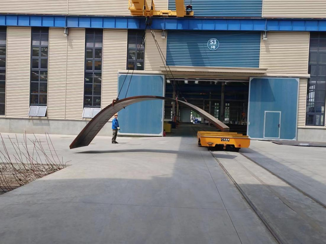 鋼板如何快速進行搬運